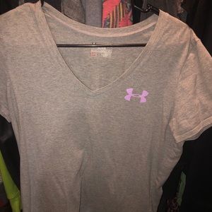 Women’s UA t shirt
